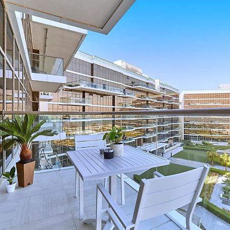Bnbme - Th8 Palm Hotel Дубай Экстерьер фото
