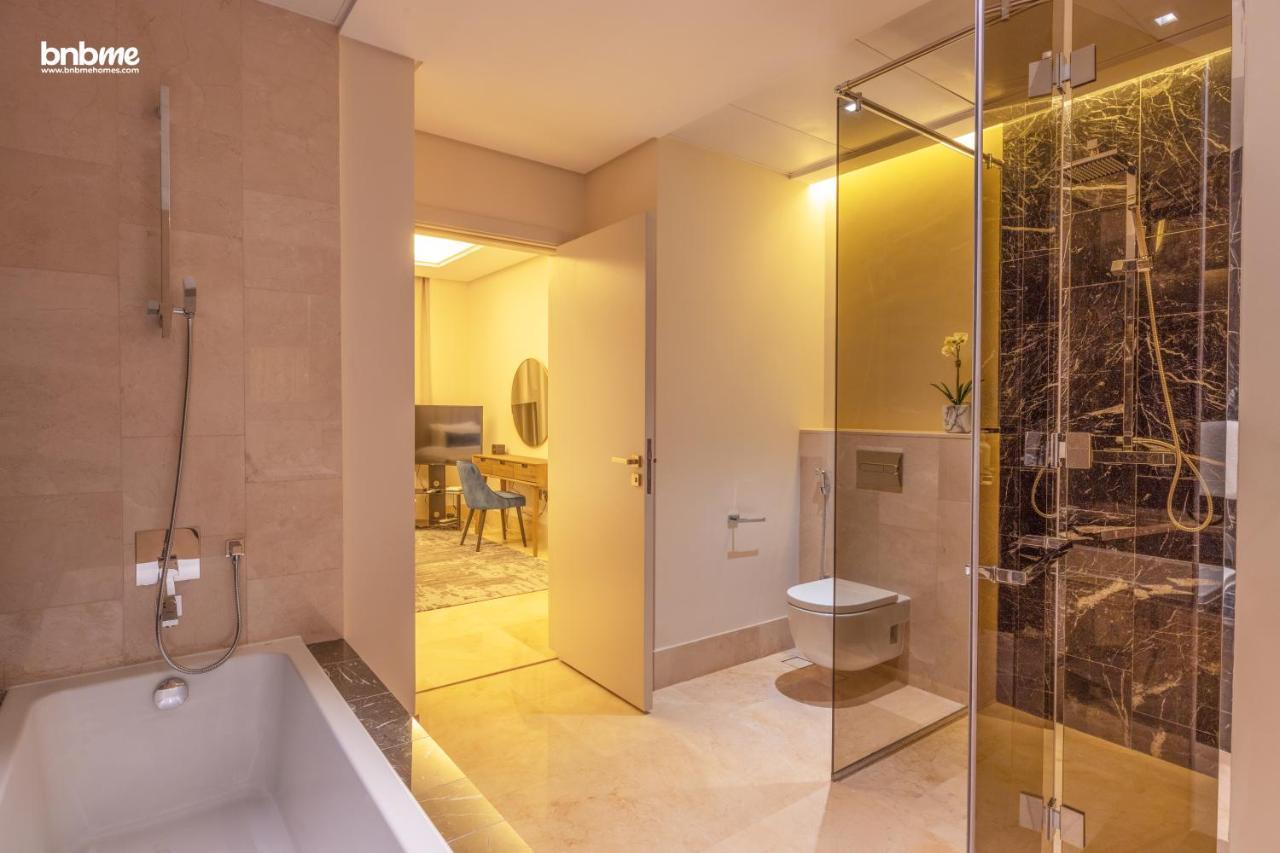 Bnbme - Th8 Palm Hotel Дубай Экстерьер фото