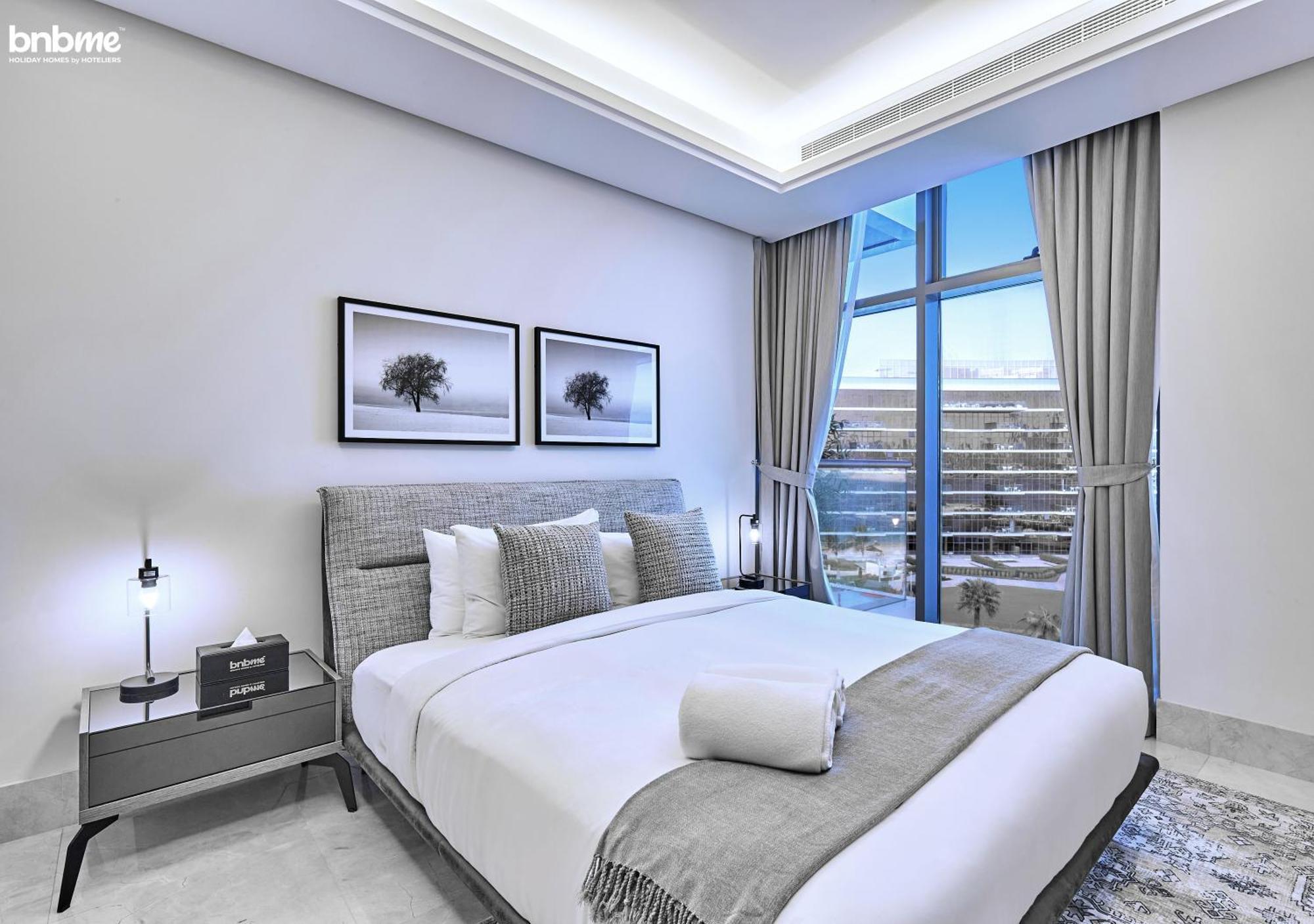 Bnbme - Th8 Palm Hotel Дубай Экстерьер фото