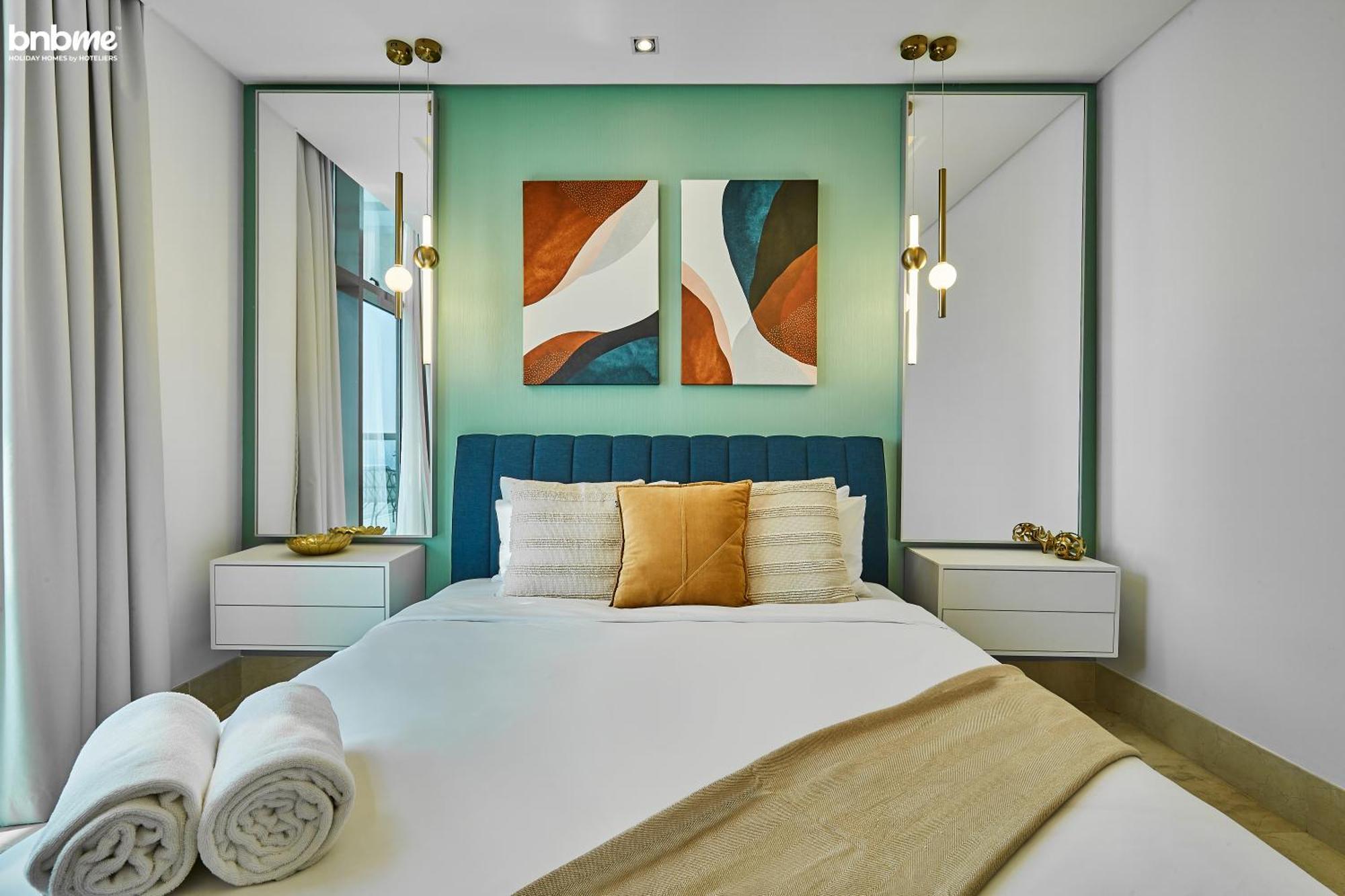 Bnbme - Th8 Palm Hotel Дубай Экстерьер фото